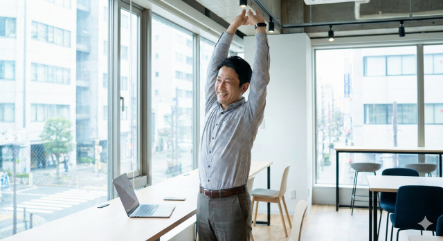 長時間のデスクワークによる坐骨神経痛としびれが解消され、仕事に集中できるようになった40代男性